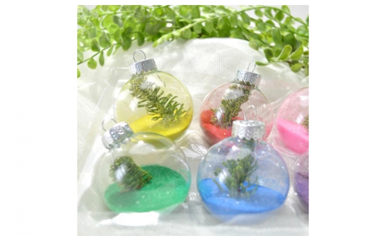 Rainbow Ornaments with ACTÍVA Scenic Sand by Anima Prabhakaran of guidecentr.al